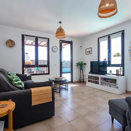 Oliral Villa